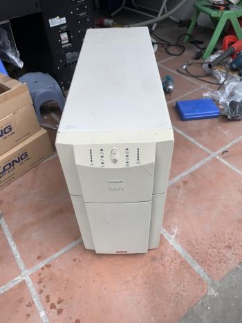 Bộ lưu điện thanh lý APC 5kva.